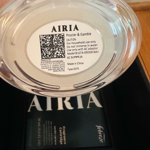 NEW-AIRIA by Febreze, Smart Scent Diffuser Starter Kit–WiFi & App Controlled - Picture 9 of 10